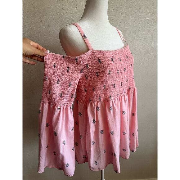 Torrid Plus Size Top Challis Cold Shoulder Smocked Blouse Off Shoulder Size 0 - Picture 5 of 7